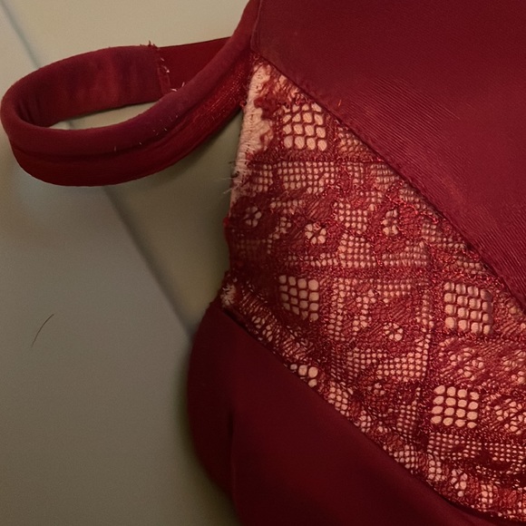 4 Victoria secret bras , GUC lots of wear left. See all pics for any flaws . - Picture 9 of 11